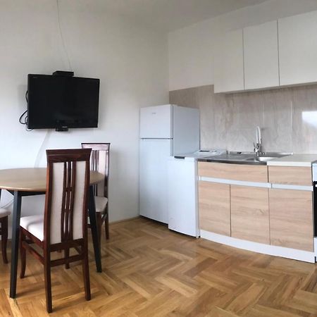 Apartman Azra 트레빈예 외부 사진