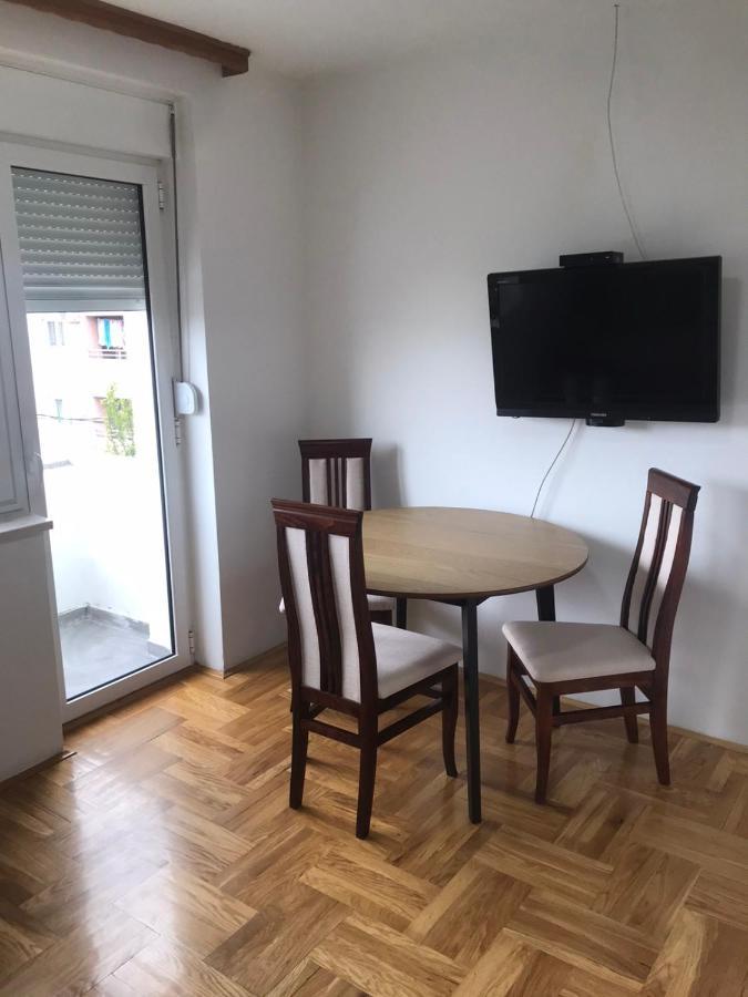 Apartman Azra 트레빈예 외부 사진